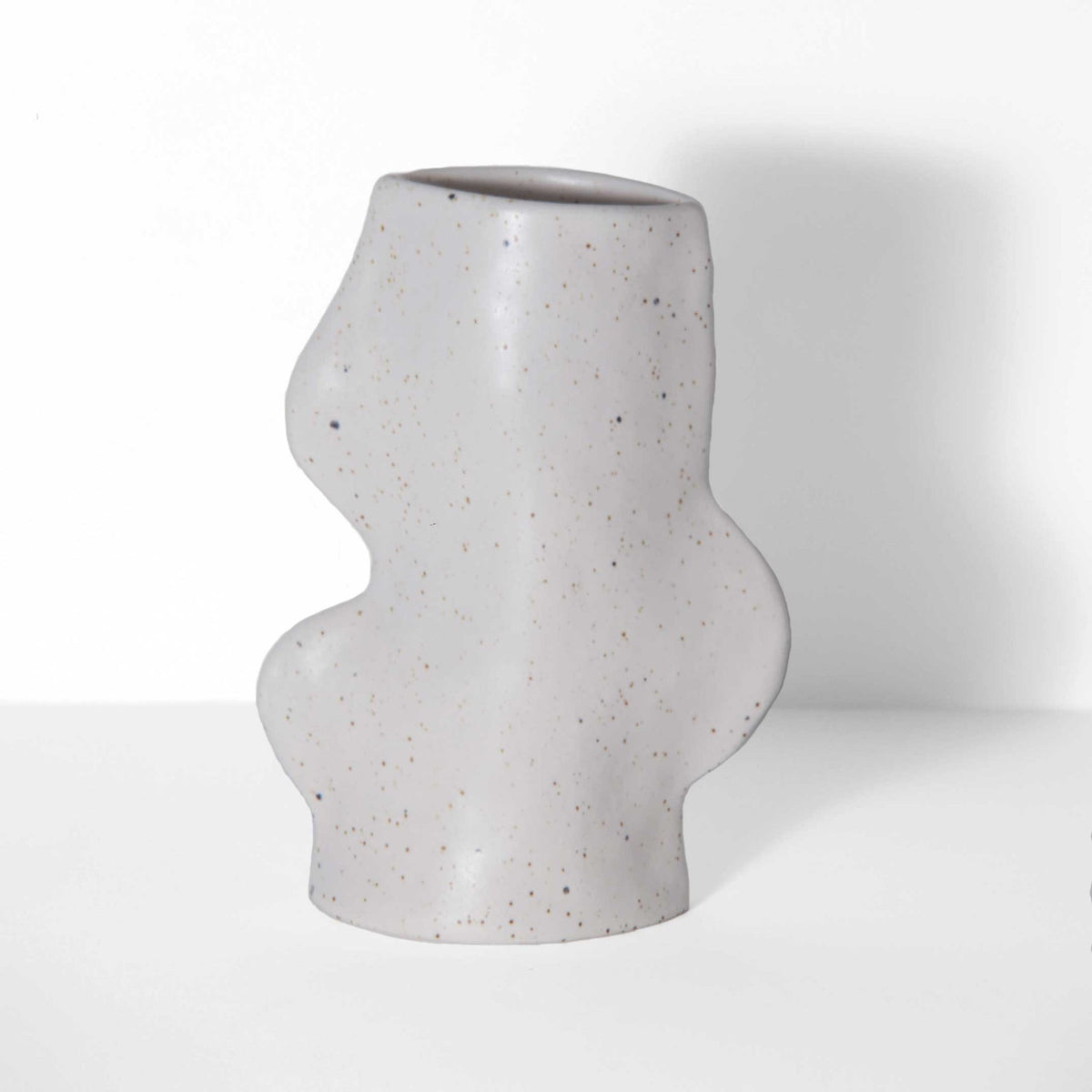 Fluxo Ceramic Vase Medium - White